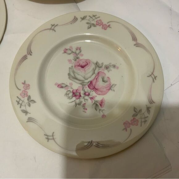 Set 6 Castleton BELROSE 6 1/8” plates Pink Gray Ivory Roses Floral USA G15 - Picture 5 of 10